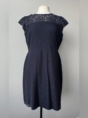 Ann Taylor Factory 12P Dress Navy Blue Lace Overlay Cap Sleeve Lined $139